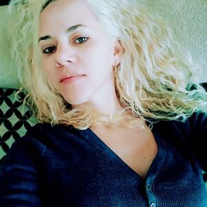 Meet your Posher, Célia